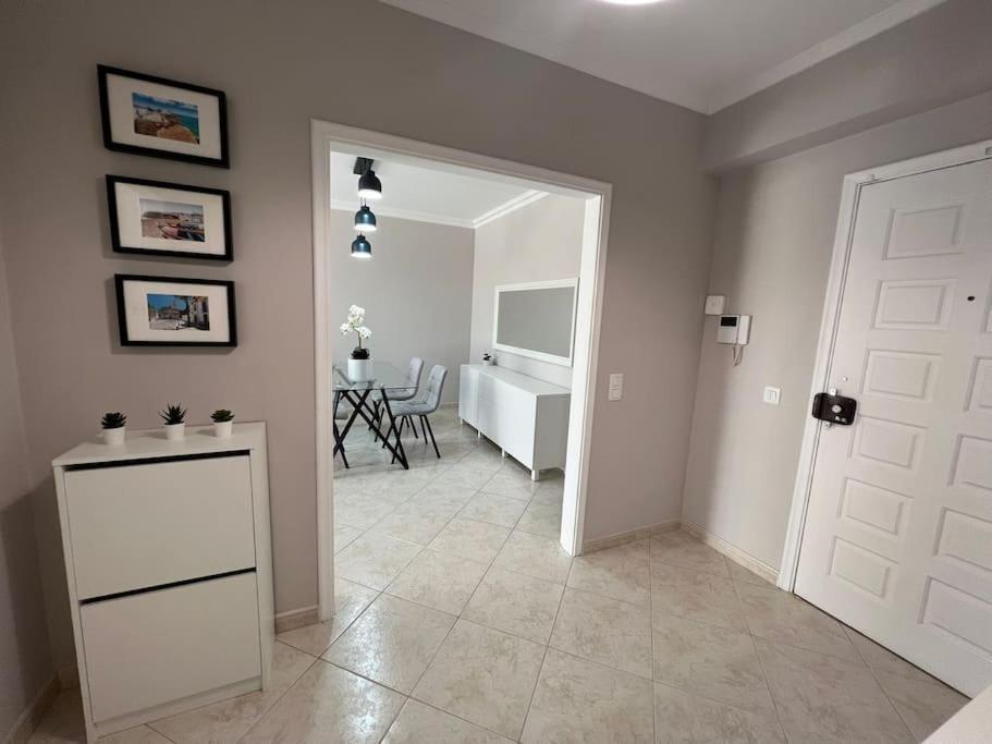 Luxury Modern Beach Apartment Картейра Экстерьер фото